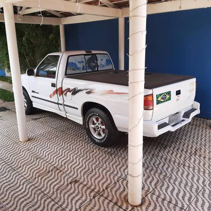CHEVROLET S10 2.2 EFI DLX 4X2 CE 8V GASOLINA 2P MANUAL